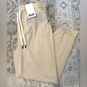 Feat Women’s Roam Jogger Pant in Oatmeal